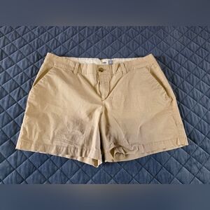 Old Navy Womens Khaki Flat Front Shorts Sz 14